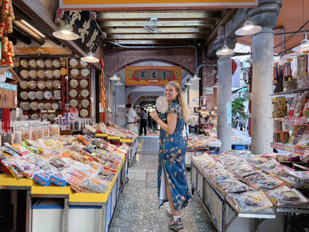 German traveler Jana Alessa Bittner visited Taipei as the 80th stop in her journey to all 197 countries, highlighting the city’s safety, culture, and immersive experiences such as the qipao walk in Dadaocheng.