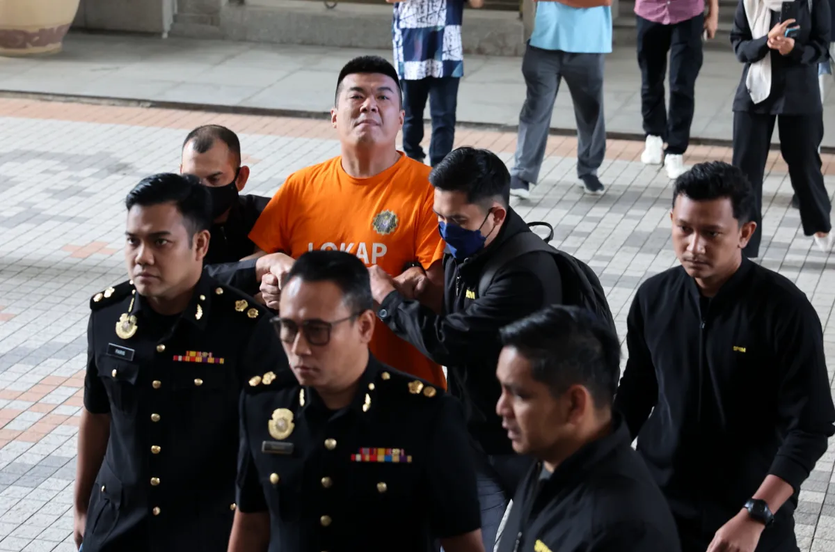 ptj04-29112025-sprm-reman Albert Tei