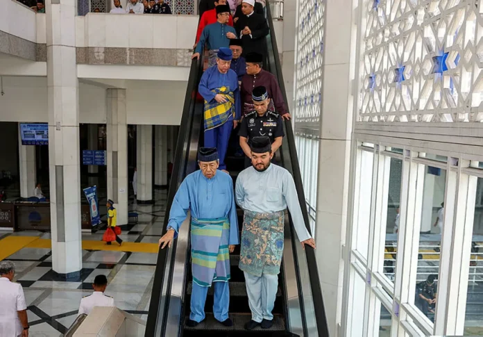 Raja Muda Selangor lawat Beijing perkasa belia dan teknologi