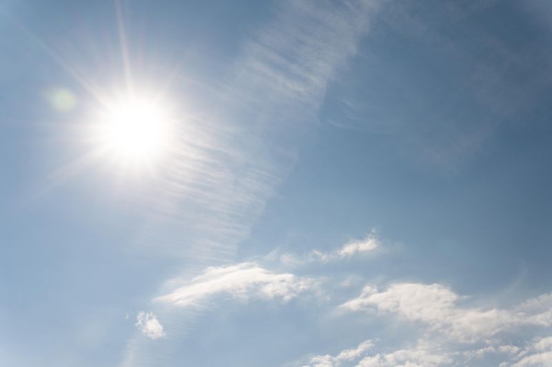 sun-rays-cloudy-sky (1)