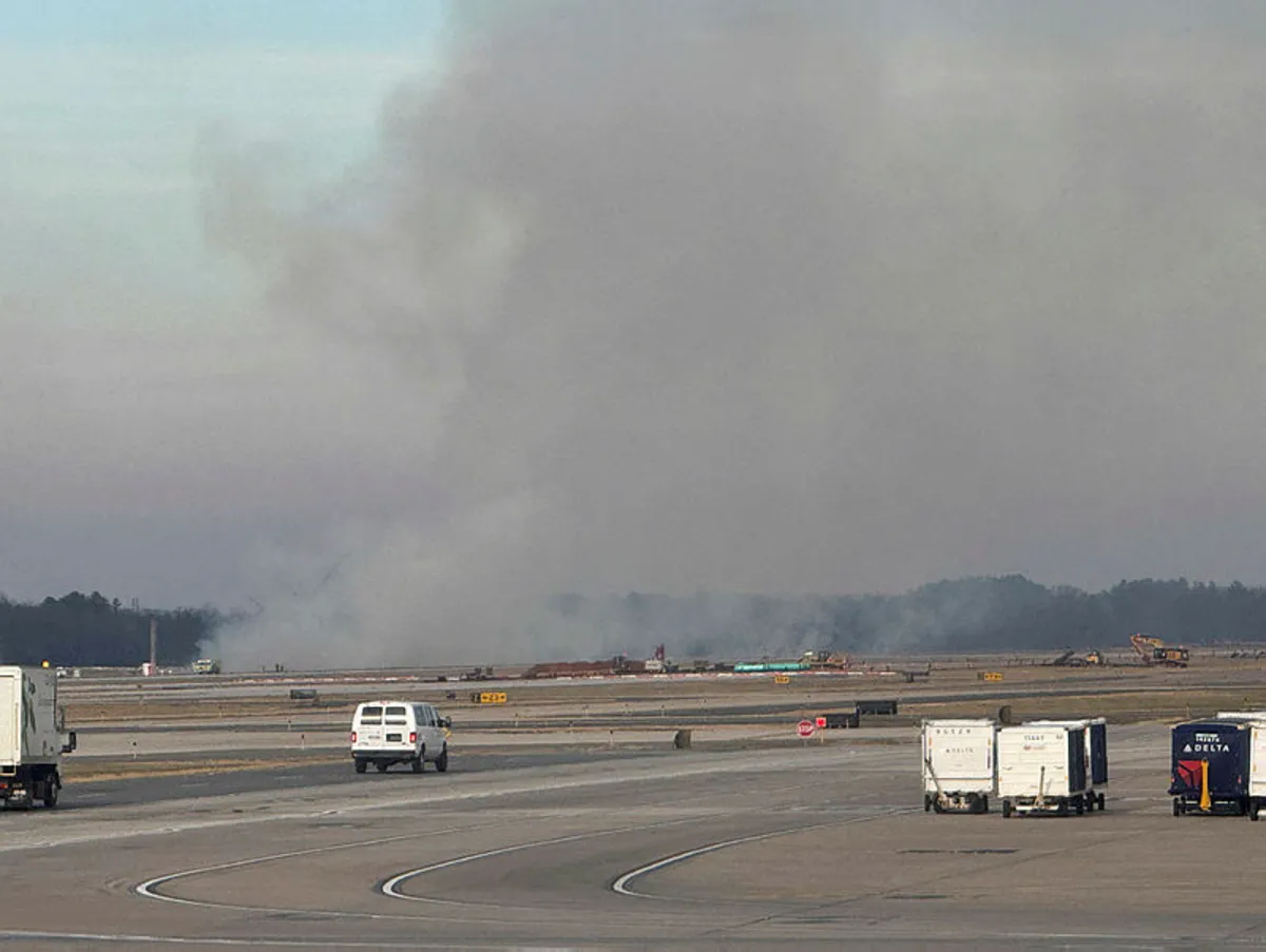 Engine failure forces United Airlines flight to return to DC-area airport