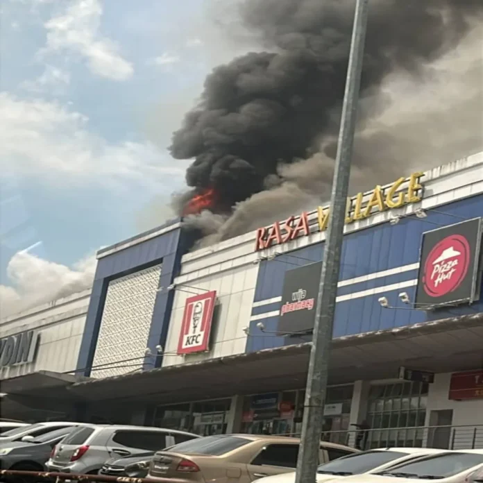 whatsapp-image-2025-12-11-at-12-44-12 Pasaraya Mydin Vista Tunku, Kuching