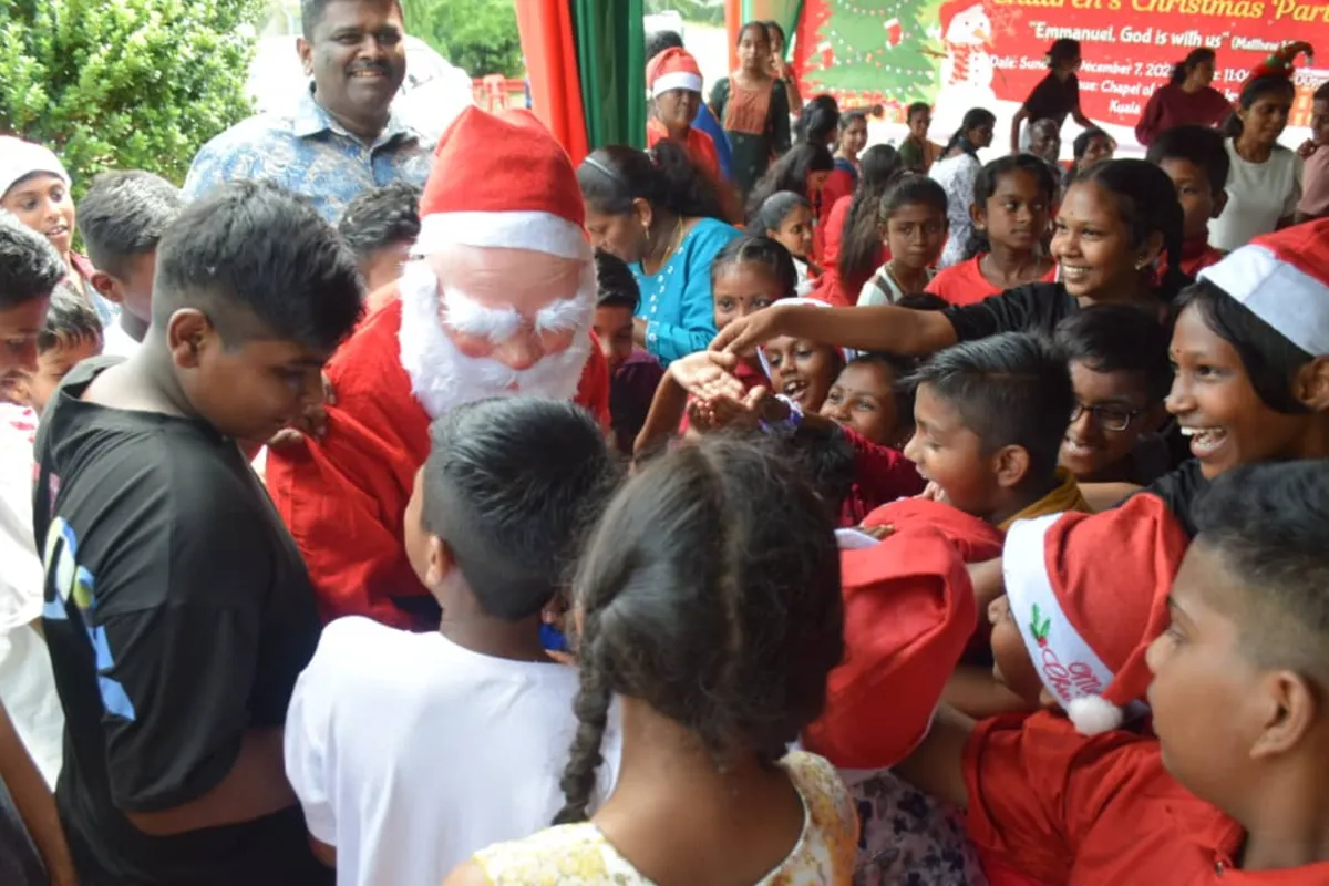 Kuala selangor chapel hosts festive christmas celebration