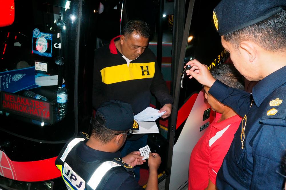 2025 CNY Op: 17 express buses not allowed to operate in Melaka