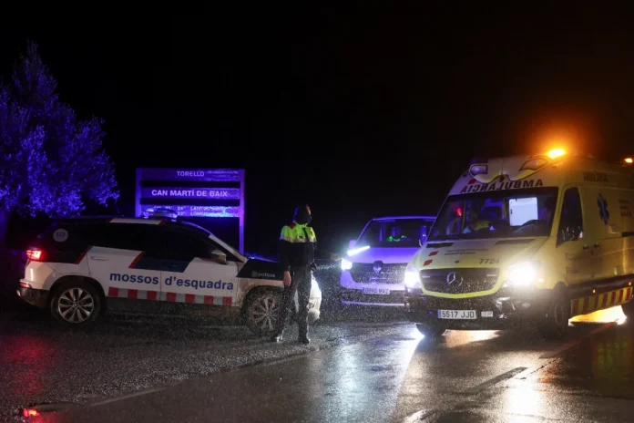 One dead, four seriously injured in Barcelona train accident