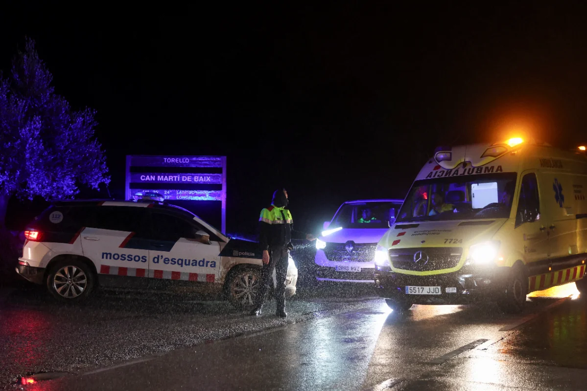 One dead, four seriously injured in Barcelona train accident