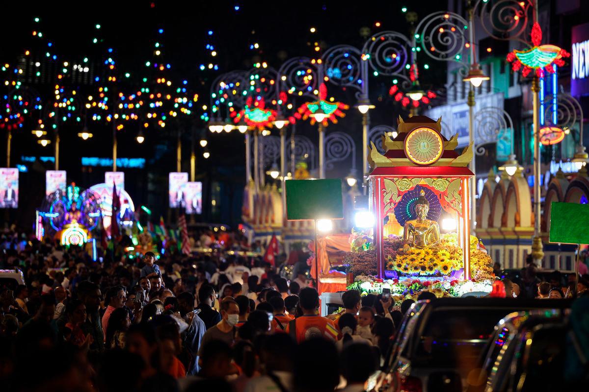 25,000 devotes expected to participate in Wesak Day float procession 25,000 devotes expected to participate in Wesak Day float procession