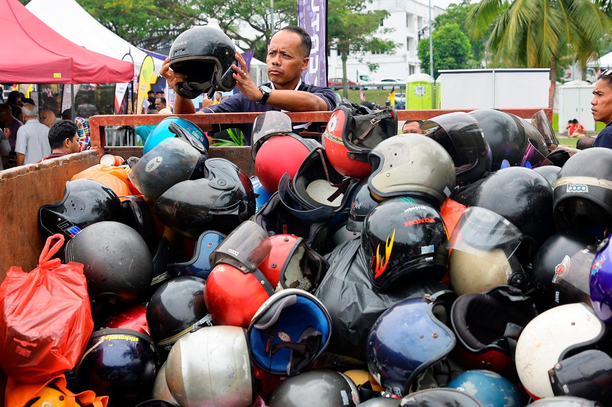 40% of helmets exchanged in Negeri Sembilan fail safety standards 40% of helmets exchanged in Negeri Sembilan fail safety standards