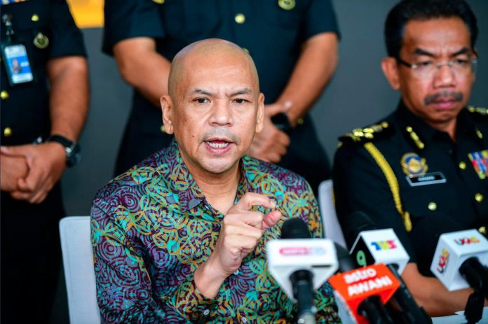 563 companies probed over trade cartel involvement