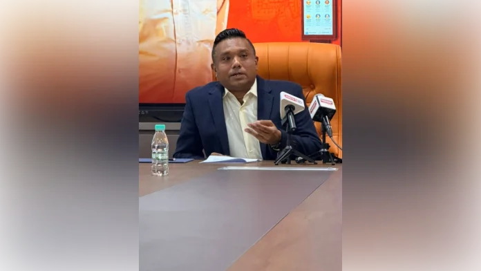 579707335_1909539663303099_6716481794425930973_n-blurred