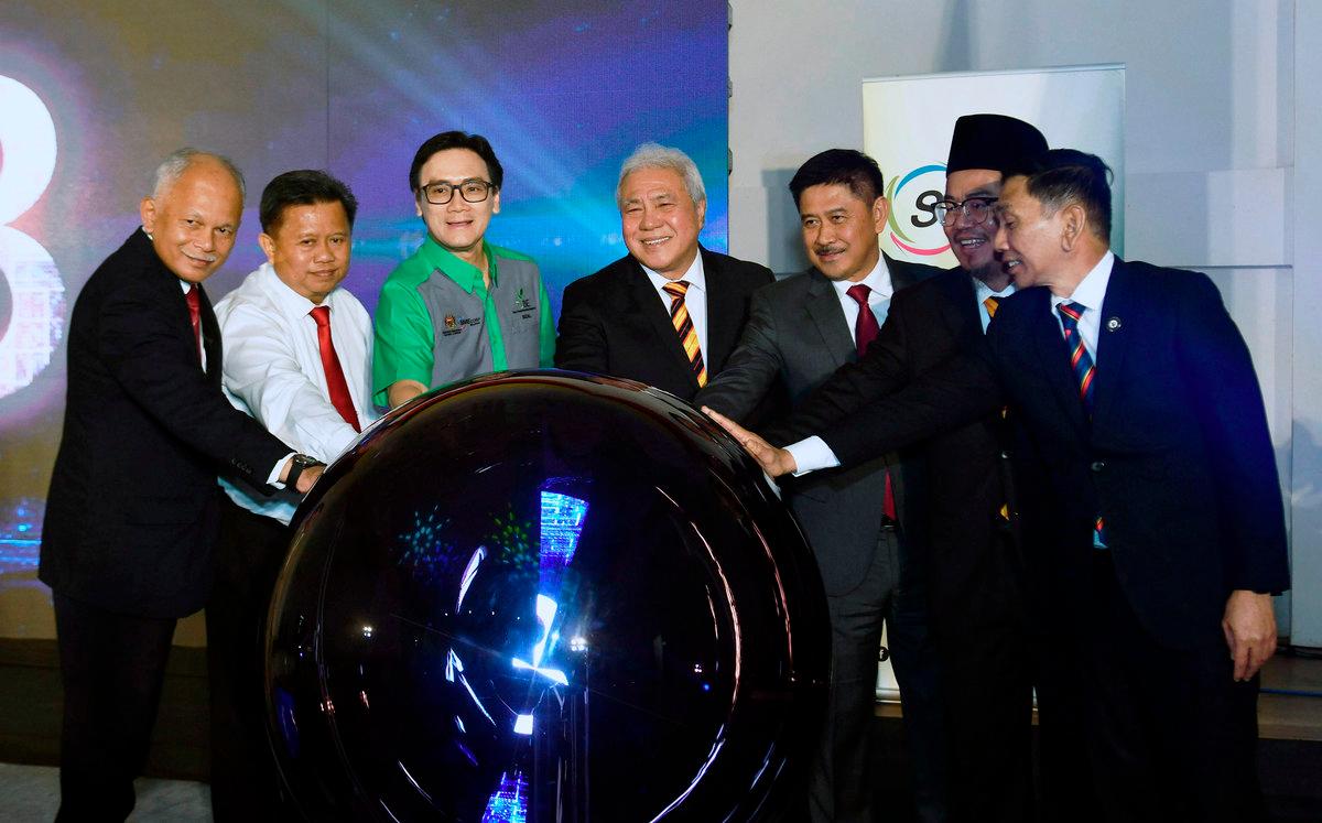 879 youths in Sarawak benefit from TUBE entrepreneurial initiative - Awang Tengah 879 youths in Sarawak benefit from TUBE entrepreneurial initiative - Awang Tengah