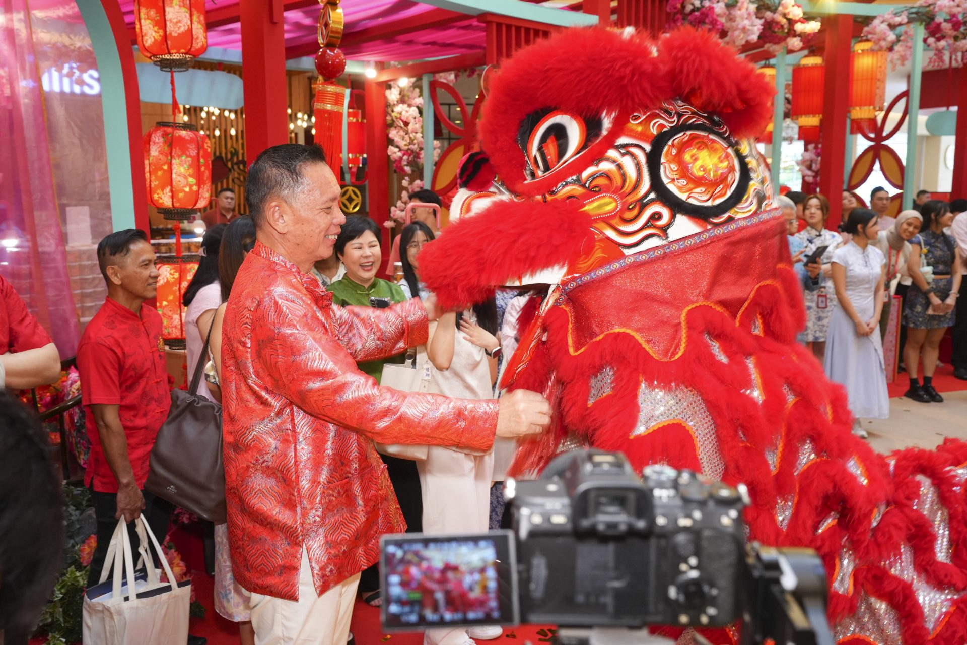 A Meaningful Blessing Moment as The Lion Greets Our Guests for A Prosperous New Year