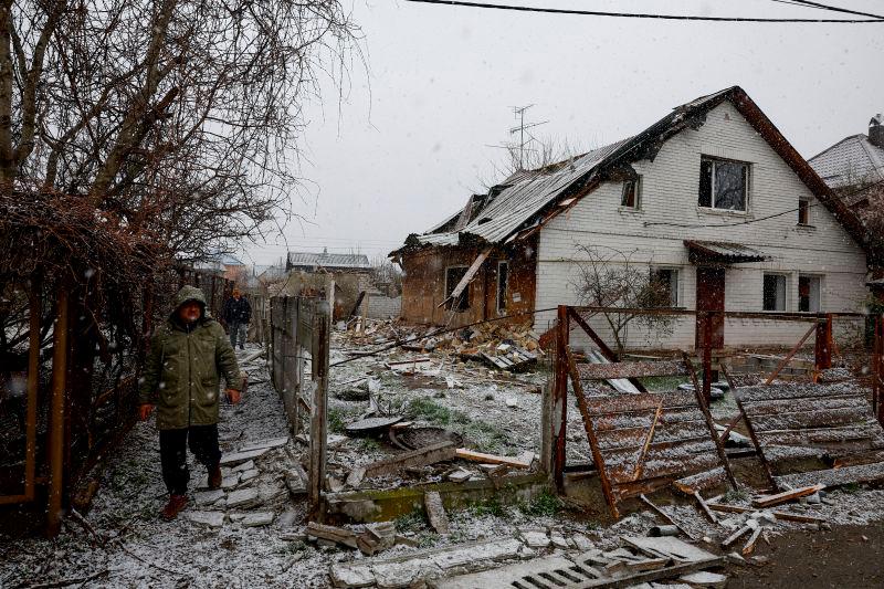 A dozen Ukrainians wounded in overnight Russian attack: Kyiv