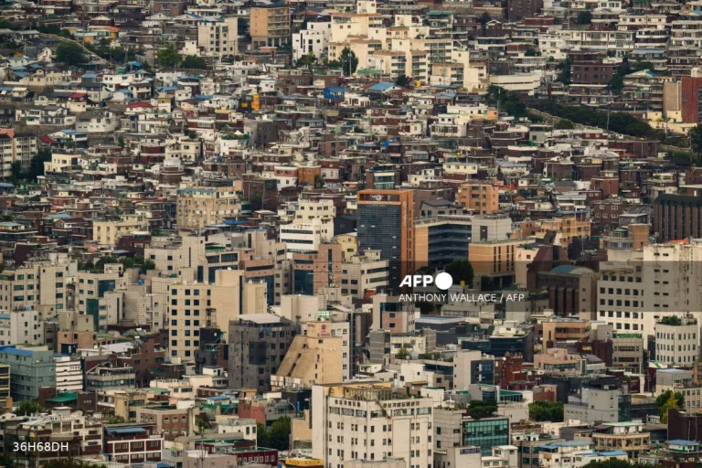 Pembantu rumah asing di Korea Selatan terima gaji rendah, beban kerja tinggi