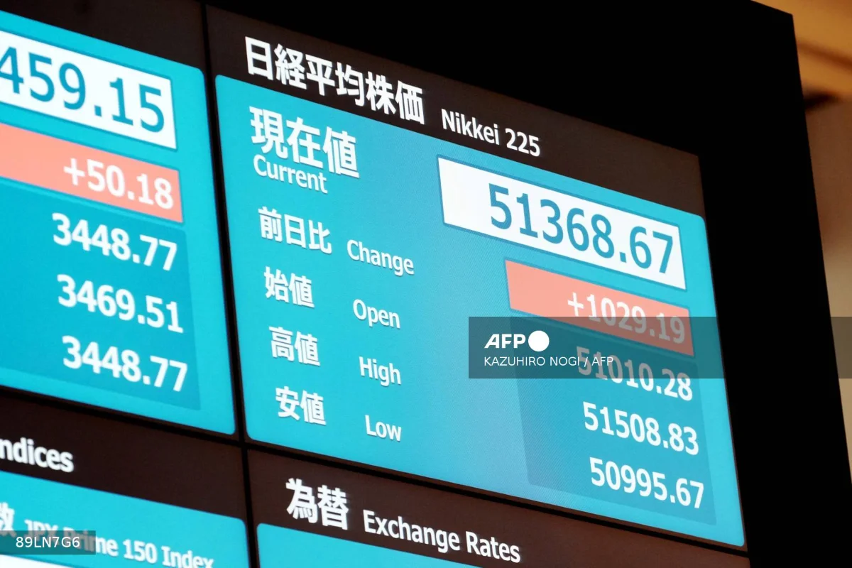 AFP__20260105__89LN7G6__v1__Mockup__JapanEconomy