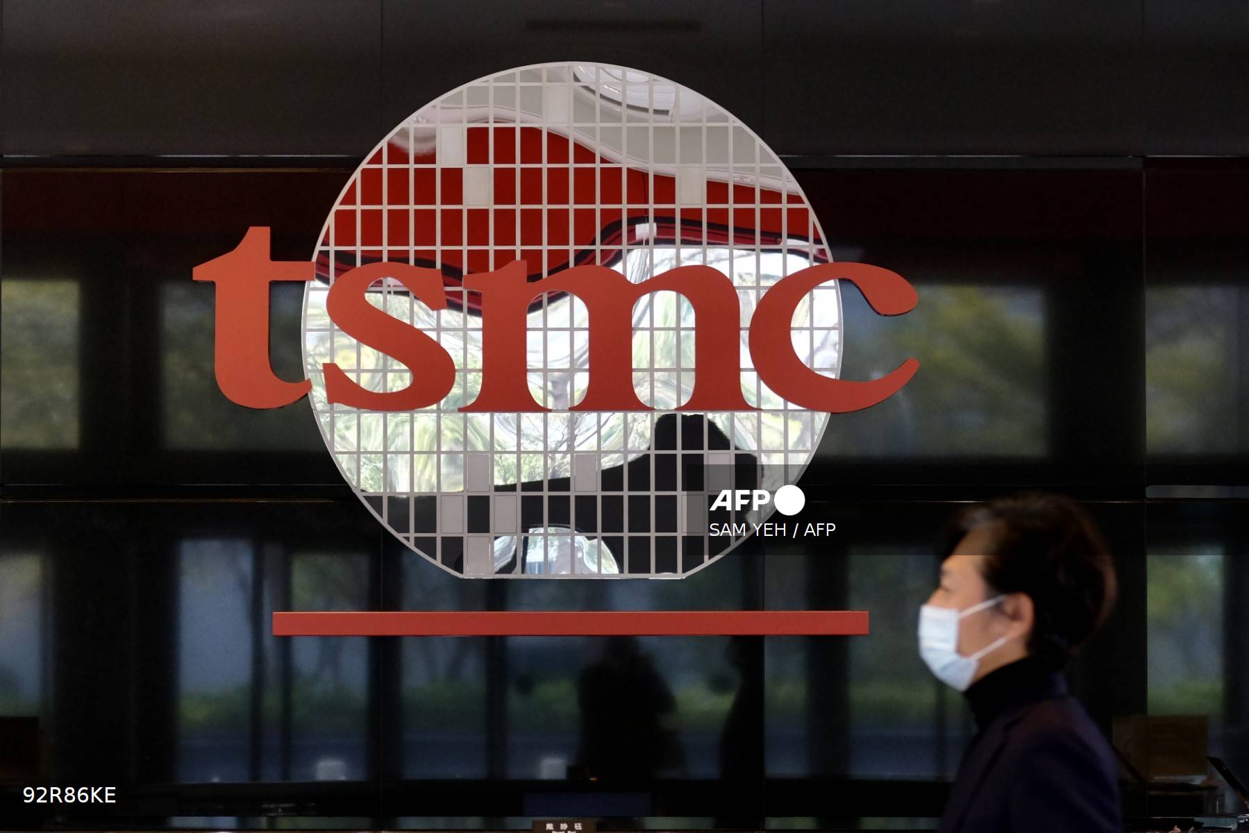 FILES-TAIWAN-SEMICONDUCTORS-EARNINGS