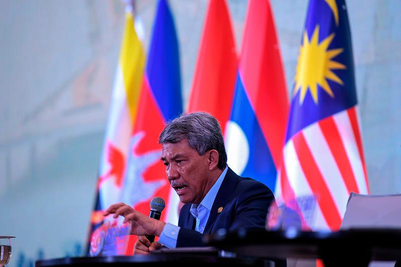 ASEAN FMs advise Myanmar on ending violence in the country
