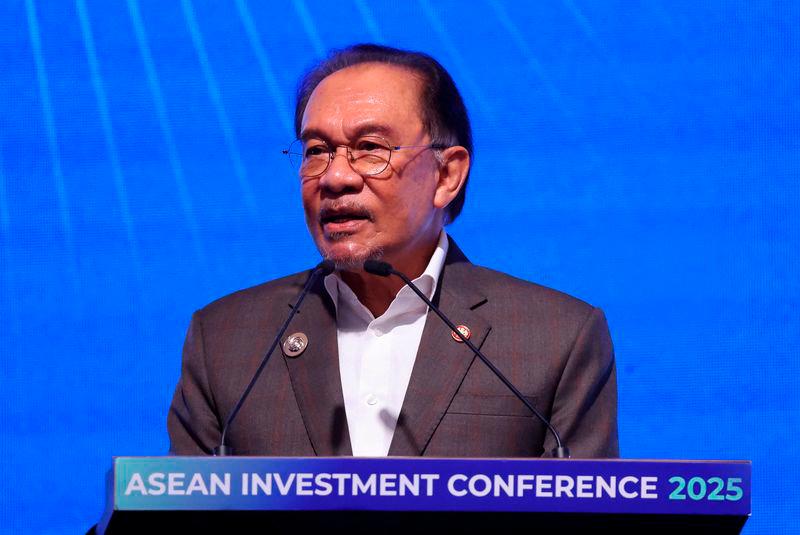 ASEAN emerges as a central player in global economy after overcoming series of adversities - PM Anwar ASEAN emerges as a central player in global economy after overcoming series of adversities - PM Anwar