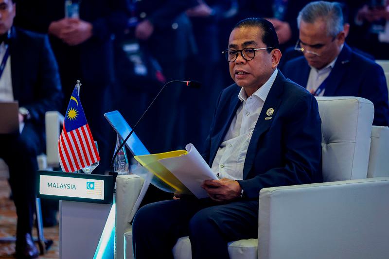 ASEAN must strengthen regional cooperation to tackle security threats - Mohamed Khaled ASEAN must strengthen regional cooperation to tackle security threats - Mohamed Khaled