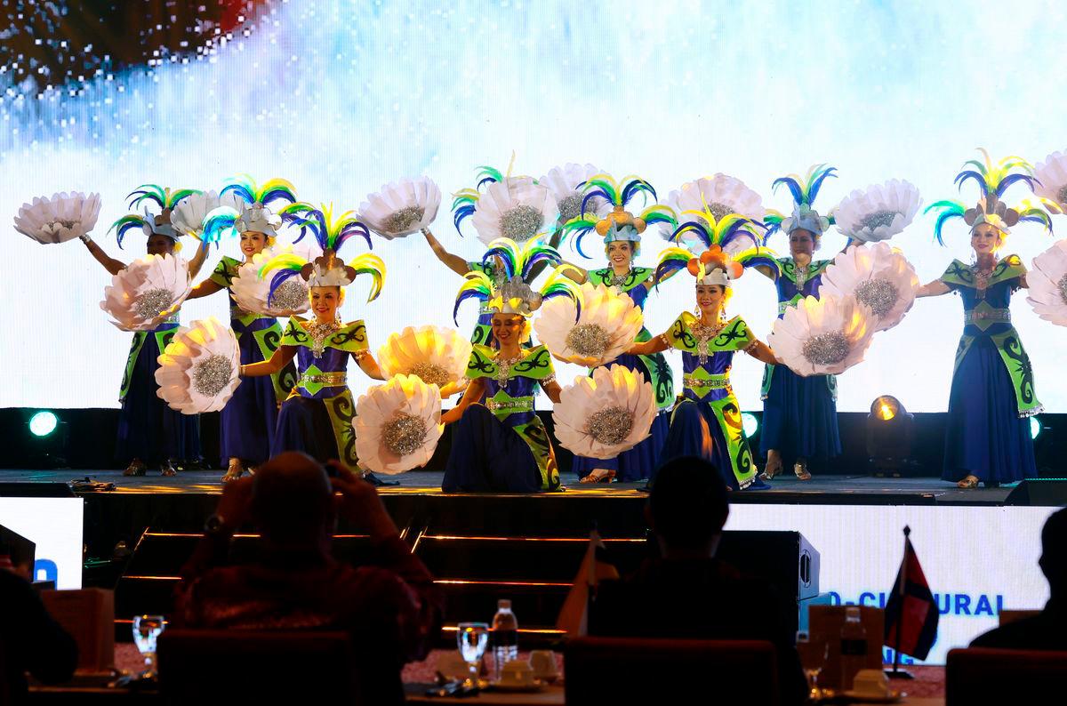 ASEAN socio-cultural plan to uplift 680 million people through inclusive, resilient community-building ASEAN socio-cultural plan to uplift 680 million people through inclusive, resilient community-building