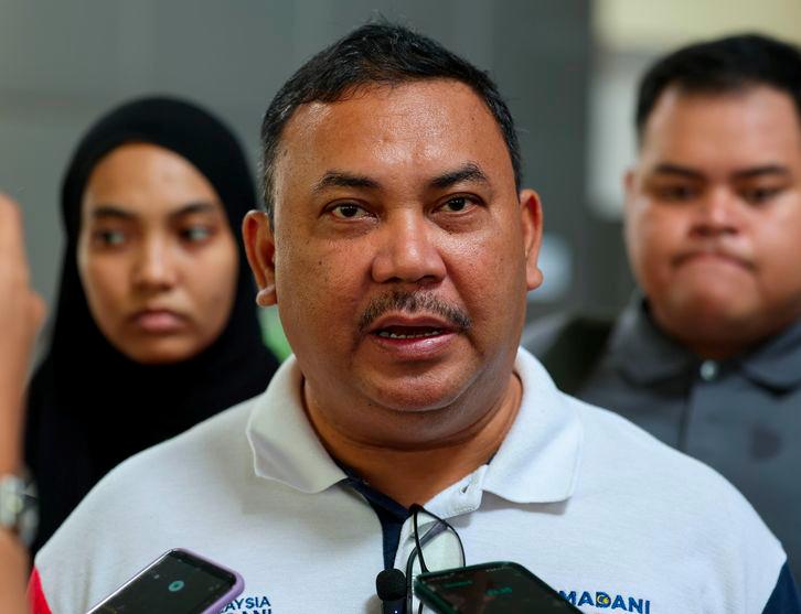 ‘Abang Belon’ to get guidance, support for hawker’s licence 