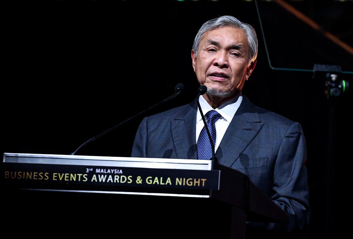 Acara perniagaan penting capai sasaran pelancongan RMK13 - Ahmad Zahid