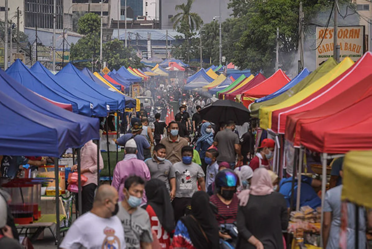 Adib_Rawi_Bazaar_Ramadan_Kampung_Baru_003_t67a9a142_m600_xdebe8aa2 DBKL TO TIGHTEN ENFORCEMENT ON RAMADAN BAZAAR SITE RENTALS