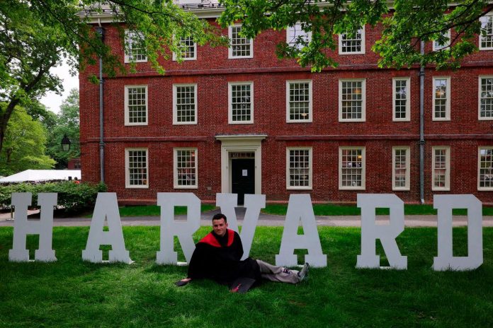 Amerika Syarikat mulakan tapisan tambahan terhadap pemohon visa ke Harvard Amerika Syarikat mulakan tapisan tambahan terhadap pemohon visa ke Harvard