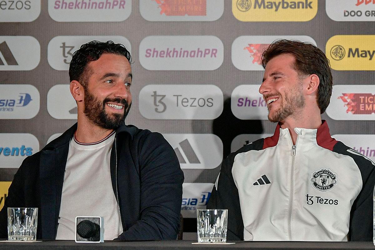 Amorim turns red as phone alarm disrupts United, ASEAN All-Stars presser Amorim turns red as phone alarm disrupts United, ASEAN All-Stars presser