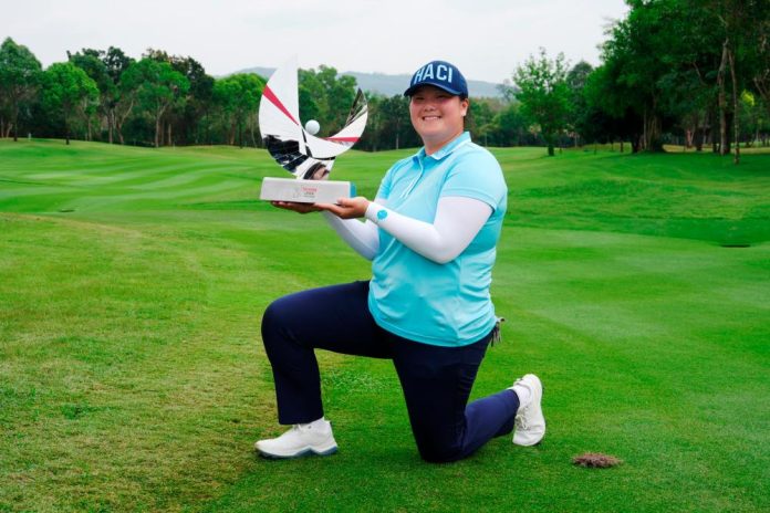 Angel on cloud nine Angel on cloud nine