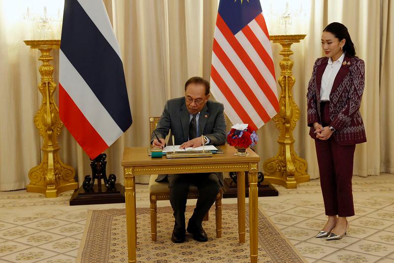 Anwar, Paetongtarn reaffirm ASEAN’s collective stand on US tariffs