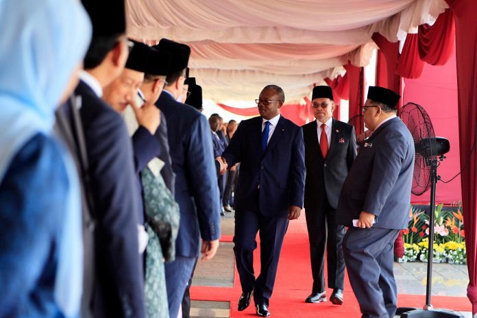 Anwar hosts luncheon for Guinea-Bissau President Anwar hosts luncheon for Guinea-Bissau President