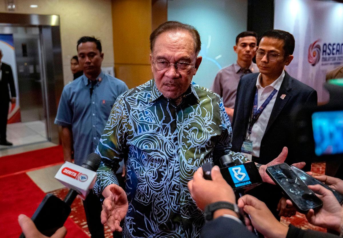 Anwar lauds ASEAN’s remarkable resilience despite strains to global trading system Anwar lauds ASEAN’s remarkable resilience despite strains to global trading system