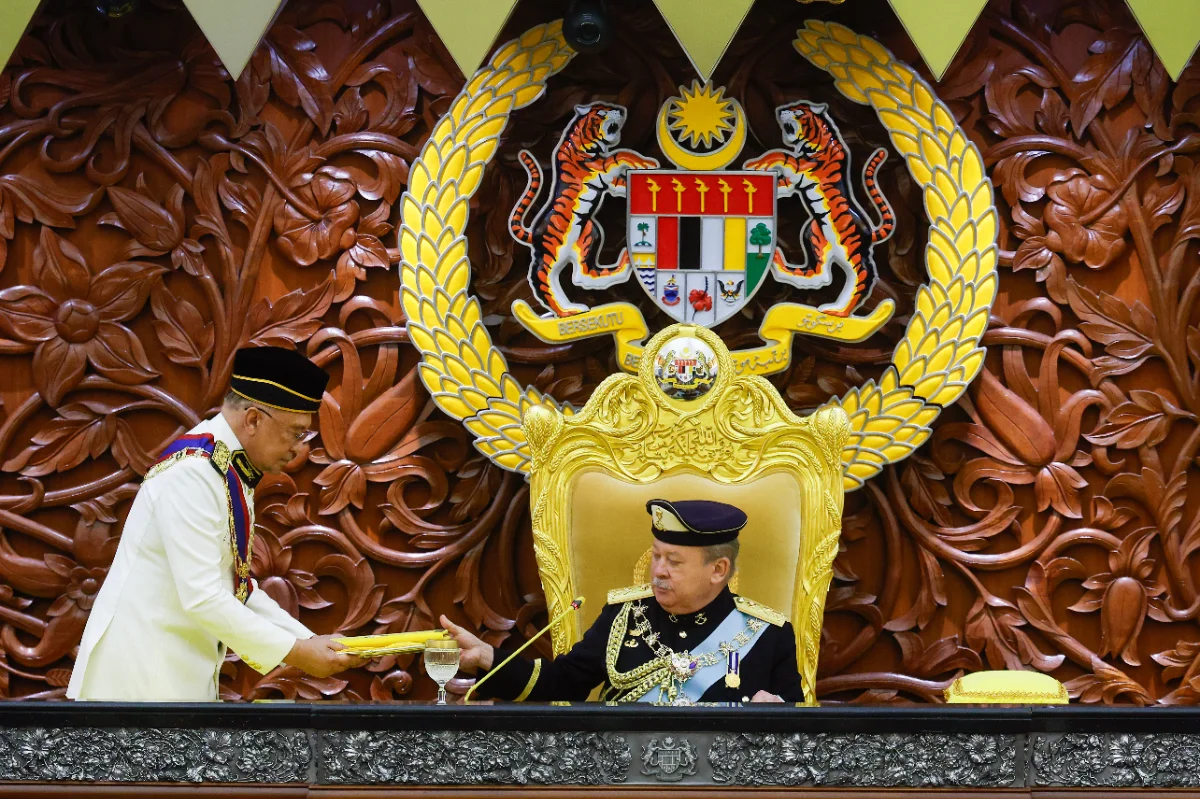 Anwar_jelaskan_ekonomi__lancar_pelan_pendidikan_baharu_esok