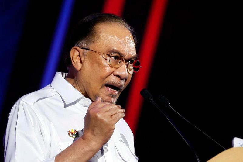 Anwar’s call for no retaliatory tariff a wise move – Rais Hussin