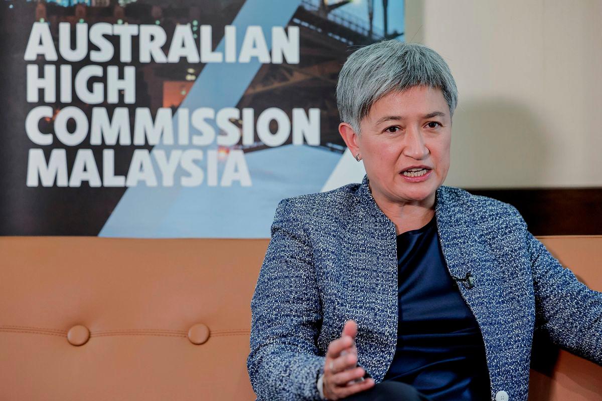 Australia warns Israel against Gaza military takeover Australia warns Israel against Gaza military takeover