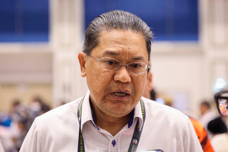 Ayer Kuning polls: Nominations at Tapah’s Dewan Merdeka 