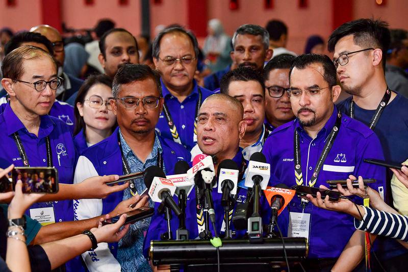 Ayer Kuning voters reject politics of slander, choose unity - Saarani Ayer Kuning voters reject politics of slander, choose unity - Saarani