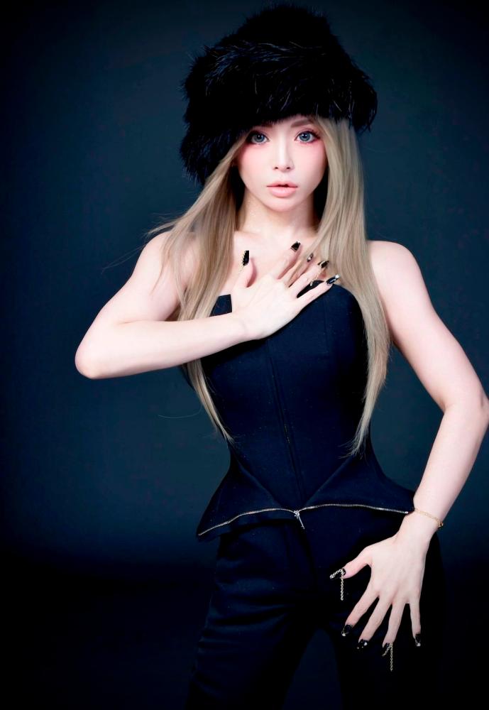 Ayumi Hamasaki celebrates 27th anniversary with single Mimosa Ayumi Hamasaki celebrates 27th anniversary with single Mimosa