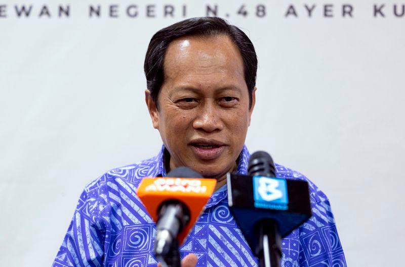 BN machinery step up efforts to woo fence-sitters - Ahmad Maslan BN machinery step up efforts to woo fence-sitters - Ahmad Maslan