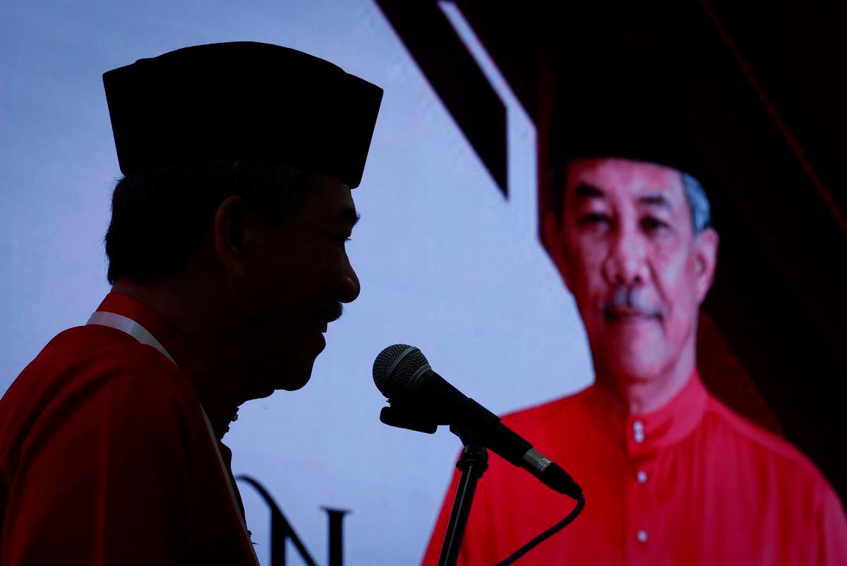 BN to contest Sabah polls as united team with PH cooperation BN to contest Sabah polls as united team with PH cooperation