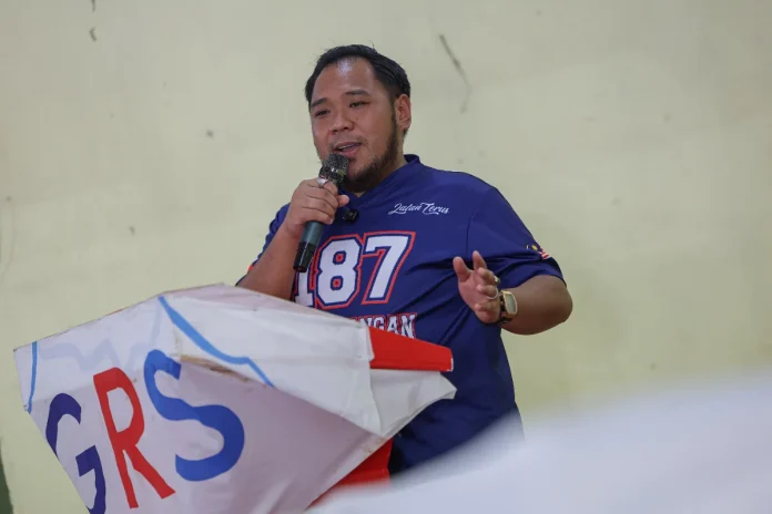 BN_candidate_launches_10-point_manifesto_for_Kinabatangan_by-election