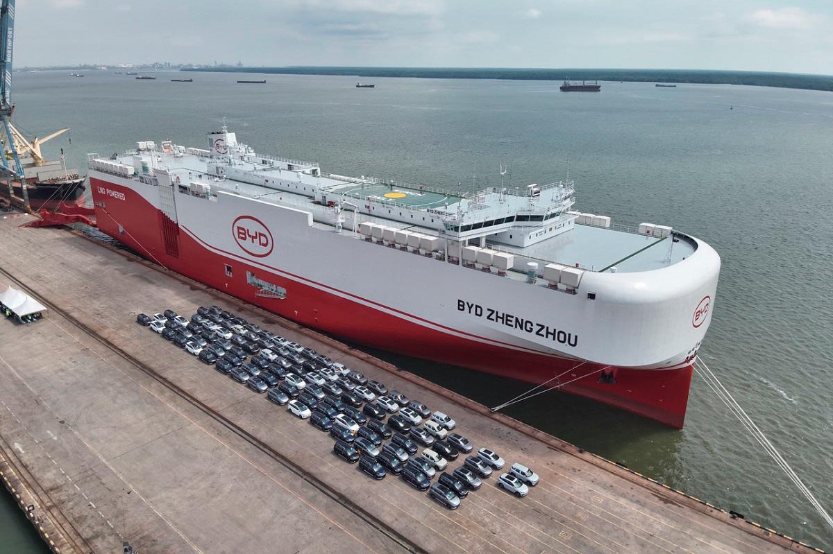 BYD strengthens EV supply chain with arrival of Zhengzhou vessel in Malaysia BYD strengthens EV supply chain with arrival of Zhengzhou vessel in Malaysia