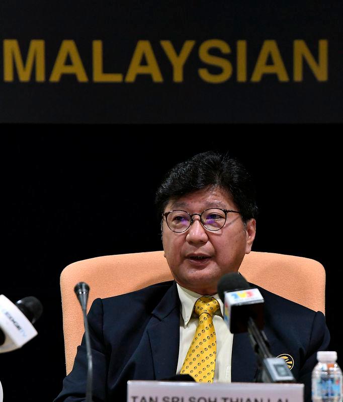 Bank urged to either abolish RM1 ATM fee or provide a set number of free withdrawals per month: FMM Bank urged to either abolish RM1 ATM fee or provide a set number of free withdrawals per month: FMM