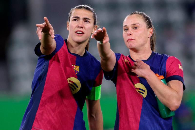 Barca eye Women's Champions League semis, City hand Chelsea first defeat of season Barca eye Women's Champions League semis, City hand Chelsea first defeat of season
