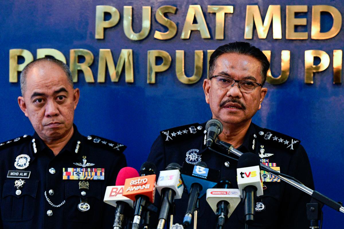 Bayan Lepas factory engineer loses RM336,760 to phone scam syndicate Bayan Lepas factory engineer loses RM336,760 to phone scam syndicate