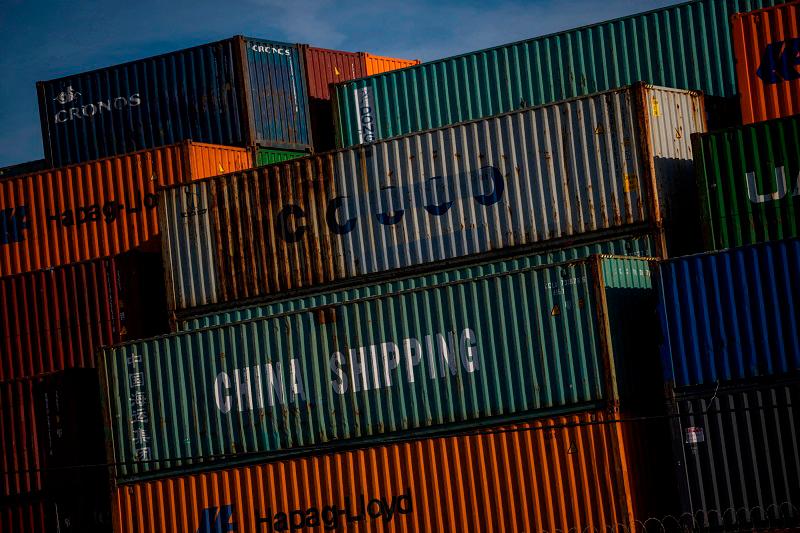 Beijing slams ‘appeasement’ of US in trade deals that hurt China Beijing slams ‘appeasement’ of US in trade deals that hurt China