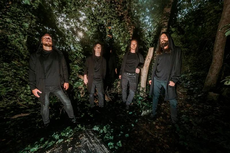 Besna raises bar in progressive metal stakes Besna raises bar in progressive metal stakes