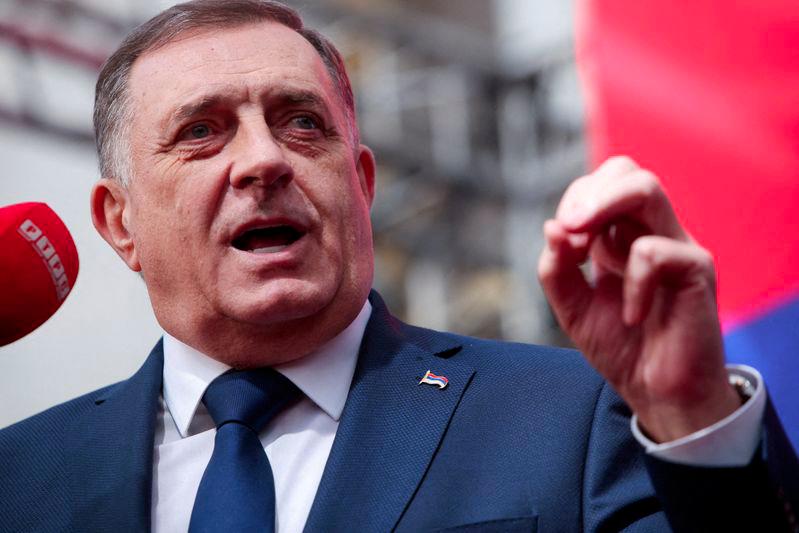 Bosnian Serb leader due back in East Sarajevo after arrest attempt Bosnian Serb leader due back in East Sarajevo after arrest attempt