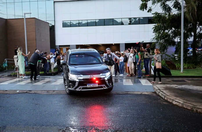 Brazil's Bolsonaro leaves hospital after surgery, returns to prison